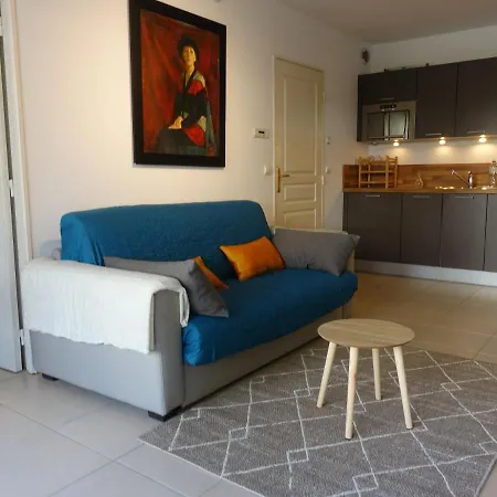 Lovely Appartement With Balcony 5Min Train Station Cannes Extérieur photo